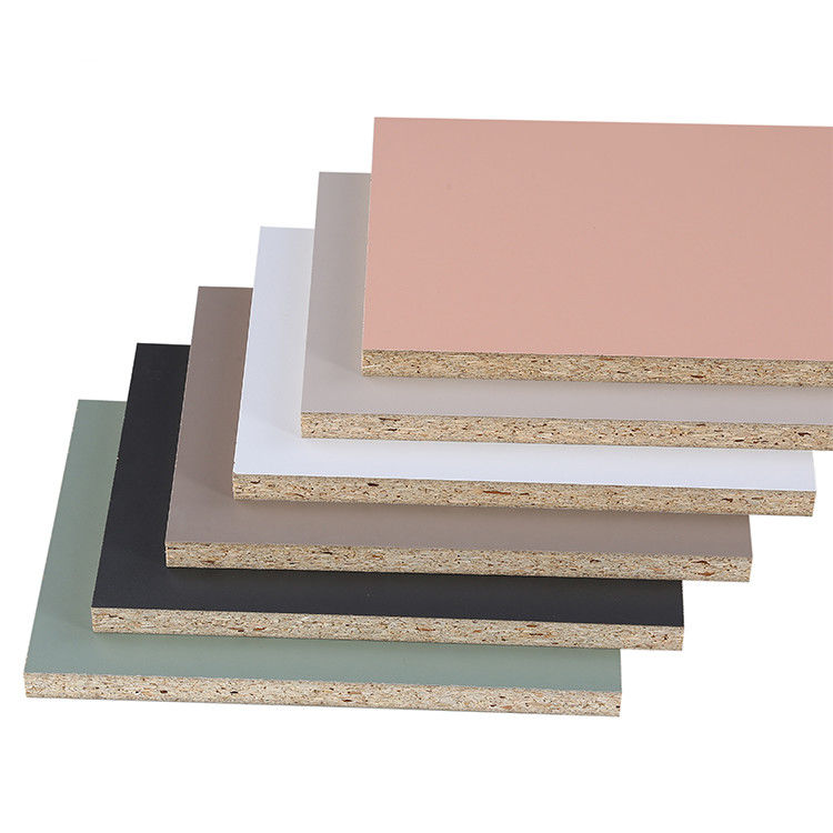 A madeira da decoração interior baseou a placa de partícula branca da melamina dos painéis 18mm