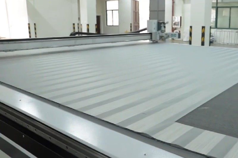 O rolo duplo sem corda da camada protege dia e noite a filtração clara das cortinas de rolo da zebra