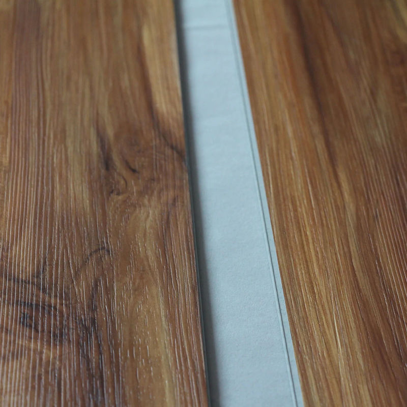 Textura de madeira personalizável SPC piso à prova de fogo pedra plástico composto com clique impermeável luxo SPC vinil clique