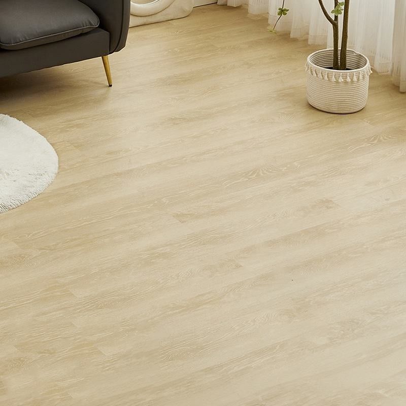 Instalação fácil Piso de galinha de plástico de madeira de plástico composto Piso de plástico Clique Bloqueio Piso SPC