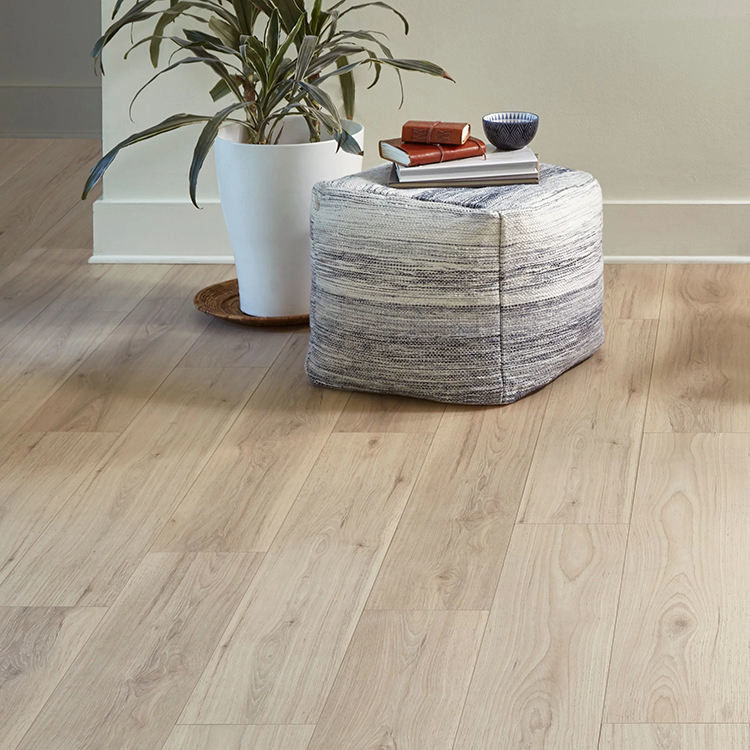 4mm 5mm 6mm 7mm 8mm resistente a arranhões piso de vinil de luxo piso de prancha de vinil piso de bloqueio de clique piso impermeável SPC