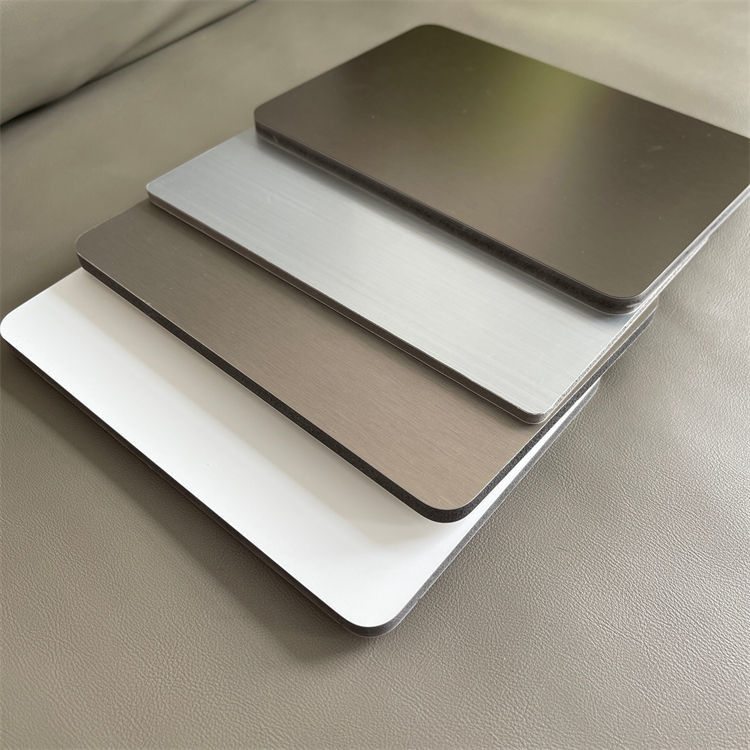 Painel de Parede Decorativo com Grão de Madeira 3D em Carvão de Bambu Impermeável, Fácil Instalação