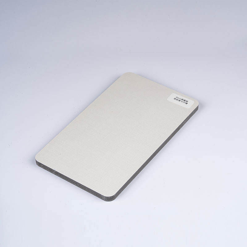 Painel de folheado de madeira de carvão de bambu de design moderno Painéis de parede de bambu 5mm 280cm 122cm para interior de quarto