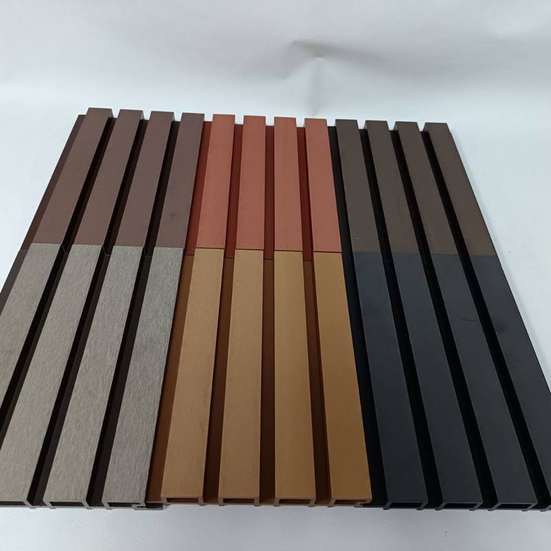Painel de parede WPC para decoração externa com grão de madeira por atacado a preços baixos