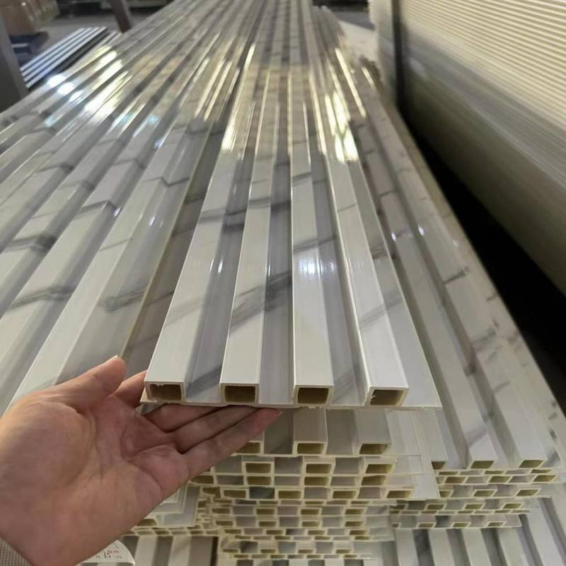 Painel de Parede WPC (Compósito de Madeira Plástica) Moderno para Interior de Banheiro, Alternativa ao PVC