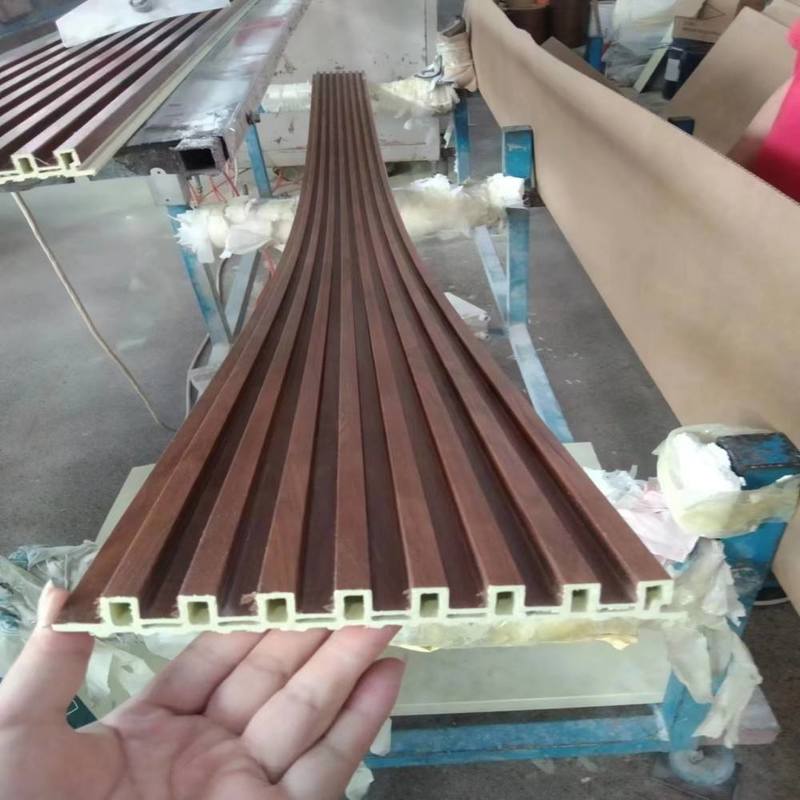 Painel de Parede WPC (Compósito de Madeira Plástica) Moderno para Interior de Banheiro, Alternativa ao PVC