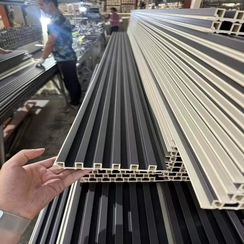 Painel de Parede WPC (Compósito de Madeira Plástica) Moderno para Interior de Banheiro, Alternativa ao PVC