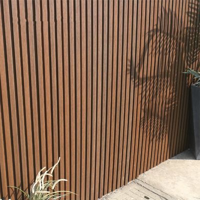 Revestimento exterior interior moderno residencial do painel de parede de WPC à prova de som