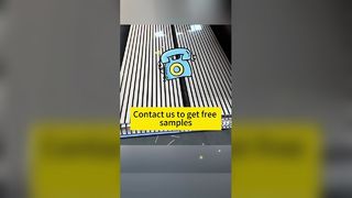 A madeira acústica da veneziana almofada a insonorização moderna do hotel